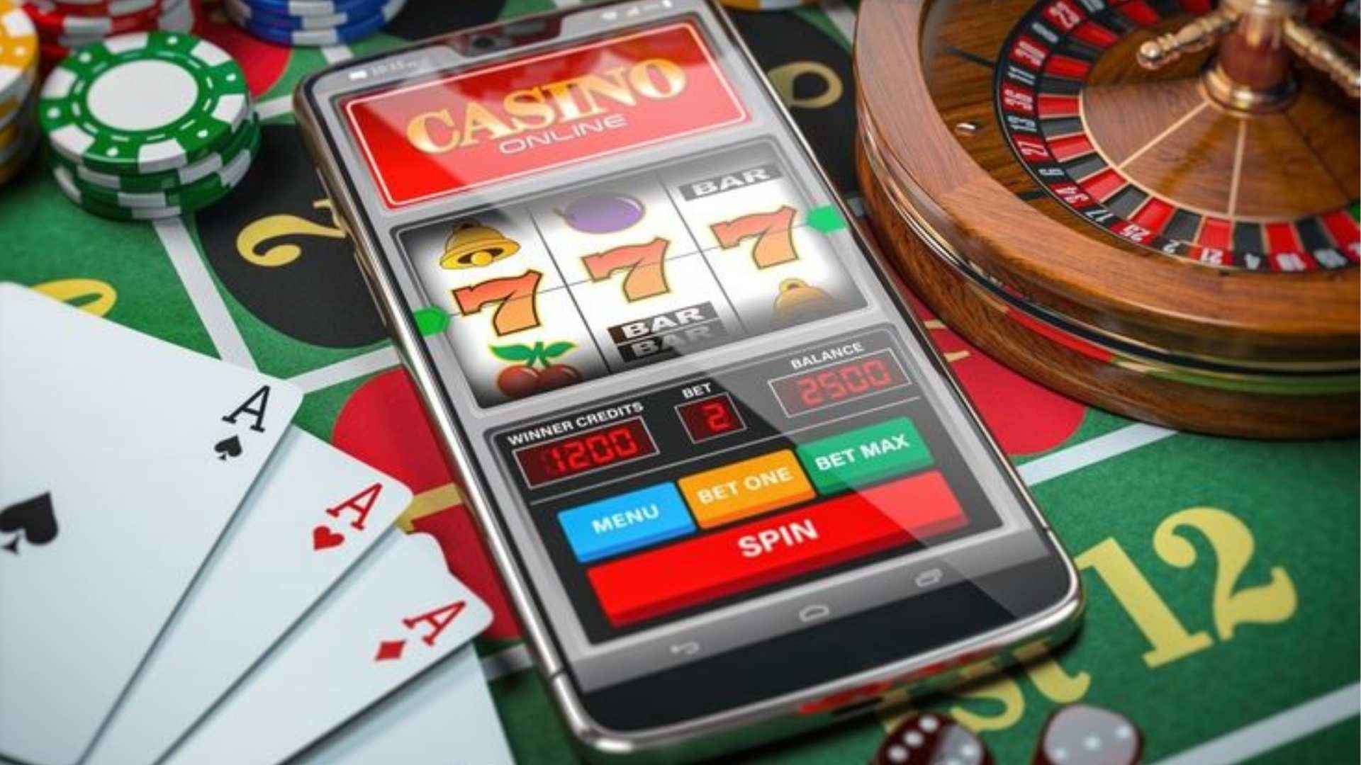 Texas Hold'em Versus Short Deck Poker